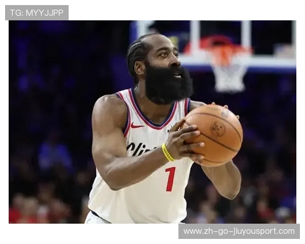 哈登被拍到与快船老板深夜谈话:交易? 哈登被拍到与快船老板深夜谈话:交易?