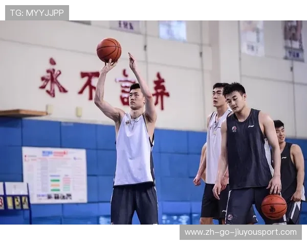 球员训练现场视频首度公开，球员训练方法