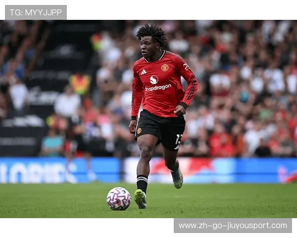 曼联青训新星走向主力，球队年轻化进程加速